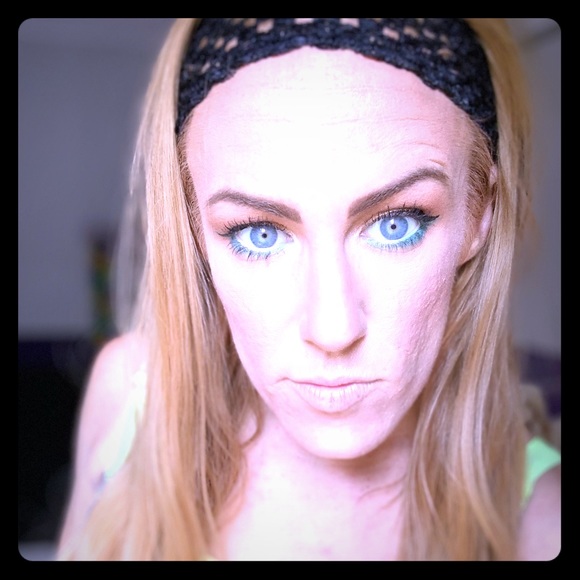 Meet your Posher, Stephanie - Picture 1 of 1